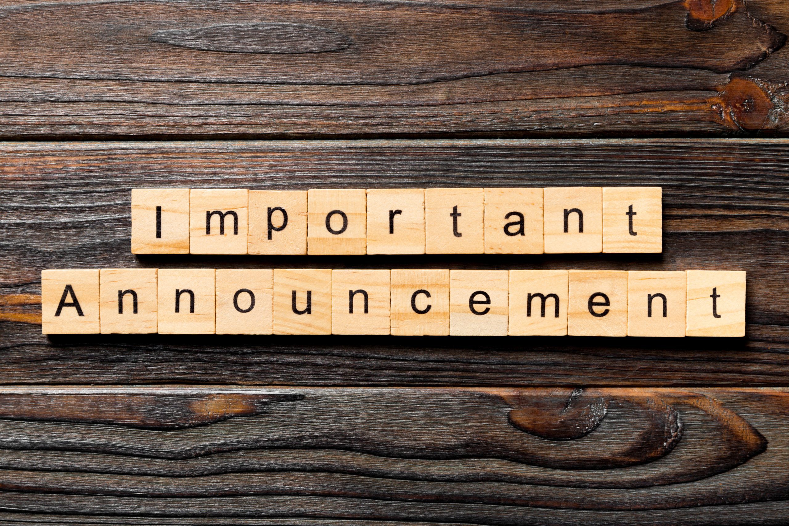 important-announcement-word-written-on-wood-block-important